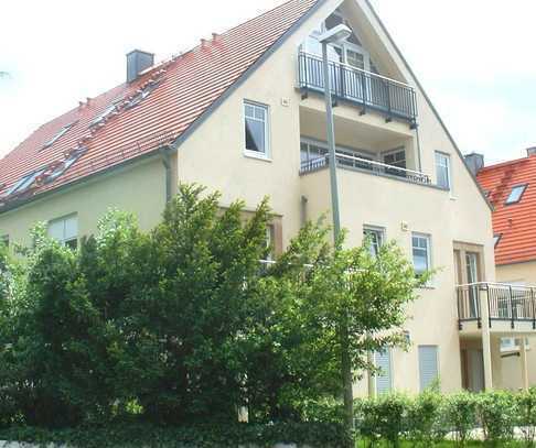 Schicke Penthouse Wohnung mit Sauna, EBK, Parkett, Terrassen