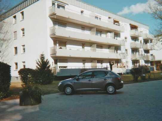 ruhige 1-Zimmer-Wohnung mit Balkon in gepflegter Anlage