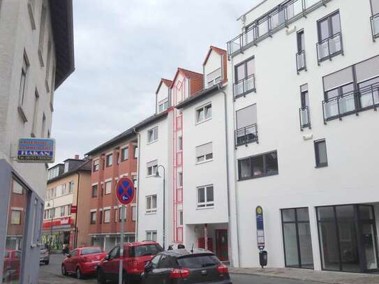 Moderne 2,5 Zimmerwhg mit Wohnküche und Südbalkon