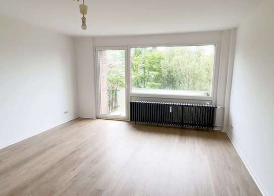 Modernisiertes Apartment mit Pantry-Küche, modernem Duschbad und Balkon im Neusser Lukasviertel