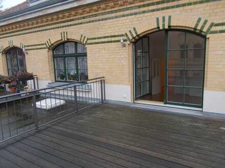 Bitte nur schriftl. Anfragen Fleißnerstr. 2 Raum Wohnung mit EBK und traumhafter 18m² Dachterrasse