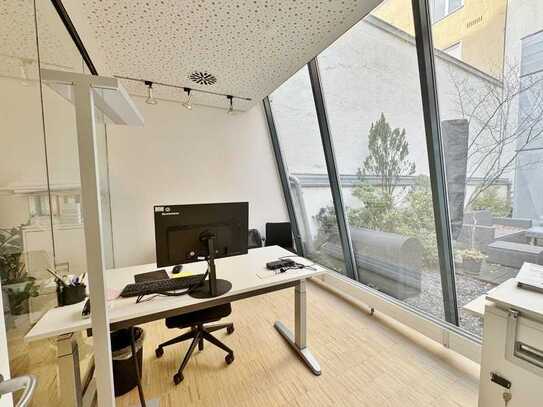 Im Alleinauftrag | Modernes City-Büro mit geräumiger Terrasse