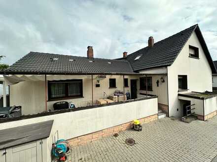 Sanierungsbedürftiges Haus in Mannheim-Schönau mit vielfältigen Gestaltungsmöglichkeiten und Garten