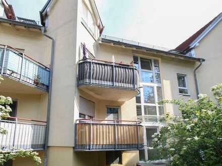 PREISREDUKTION! Vermietete Erdgeschosswohnung mit Terrasse im grünen Weissig