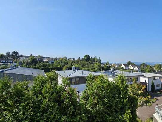 Ansprechende und vollst. renovierte 2-Raum-Wohnung mit geh. Innenausstattung mit Balkon in Koblenz