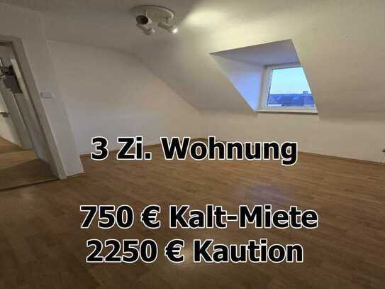 kleine 3 Zimmerwohnung - in Stuttgart West - Dachgeschoss