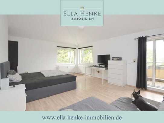 Mit Blick über Harzburg! Schöne, moderne Dachgeschoss-Wohnung mit Balkon + Traumaussicht.