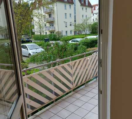 attraktive 3-Zimmer-Wohnung im Erdgeschoss**Balkon ** PKW-Stellplatz