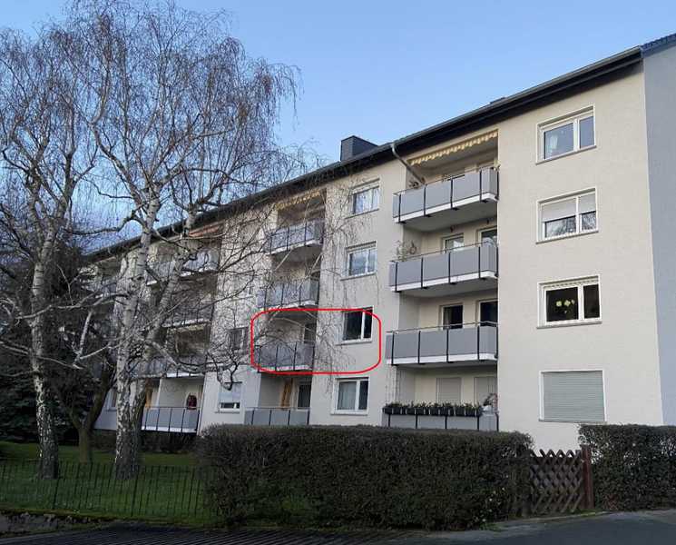 eine attraktive, gut geschnittene 3-Zimmer Wohnung mit Balkon und Tiefgarage in Frankfurt-Ginnheim