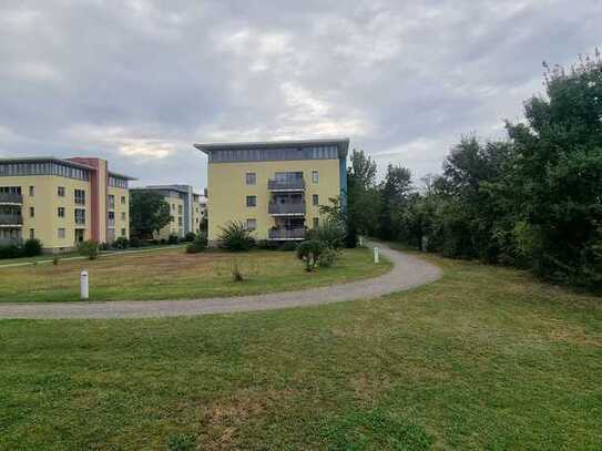 Potsdam/ Fahrland - 60,9 m², 2 Raumwohnung mit Einbauküche, Balkon und Tiefgarage Stellplatz