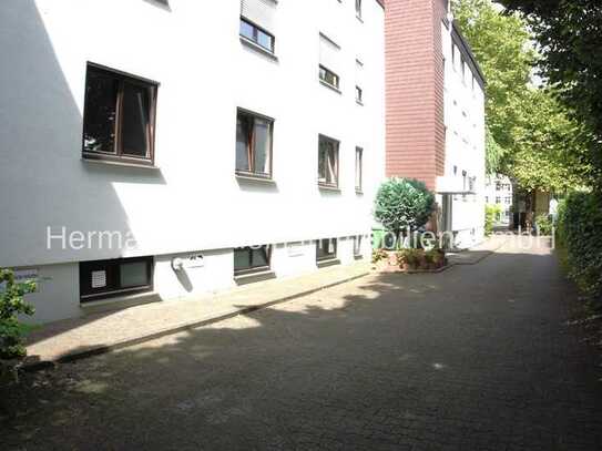 Charmante 4-Zimmer-Wohnung in beliebter Lage im Offenbacher Westend: mit Balkon & gemütlichem Kamin!