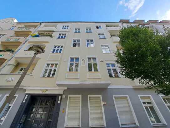 Schöne und leerstehende 3-Zimmer-Wohnung mit Loggia