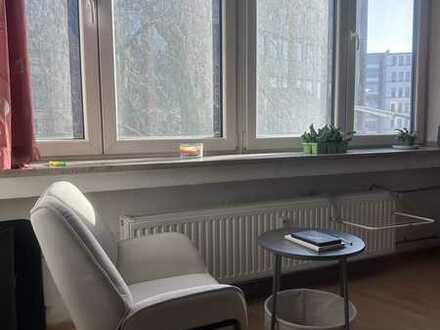 Exklusive 1.5-Zimmer-Wohnung mit Einbauküche in Dusseldorf