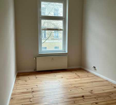 Erstbezug nach Sanierung: Exklusive 74qm Altbau-Wohnung in Premium-Lage in Pempelfort