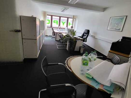 Bad Vilbel - Zentral gelegener Büroraum in Gemeinschaftsbüro