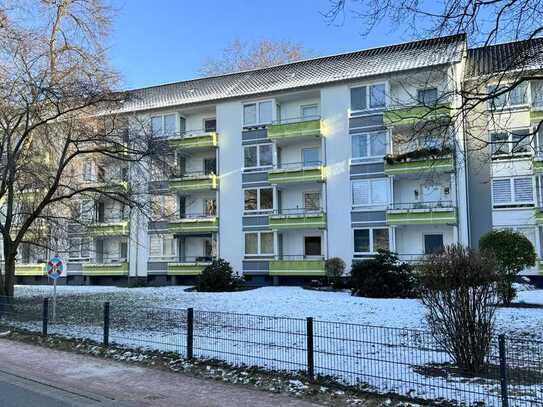 kleine, feine 2 Zimmer Wohnung mit Balkon