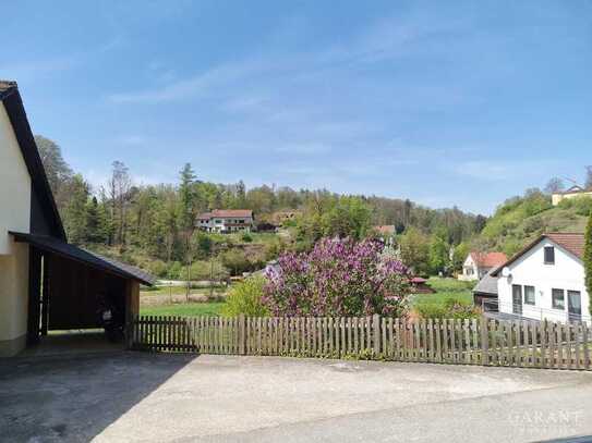 Hanggrundstück mit schöner Aussicht