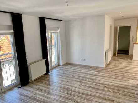 HELLE DACHGESCHOSSWOHNUNG IM HERZEN VON WIESLOCH - 3,5 ZIMMER