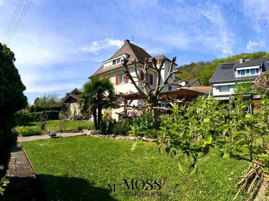 Beeindruckendes Haus auf sehr grossem Grundstück, super Garten und wunderschöner Aussicht