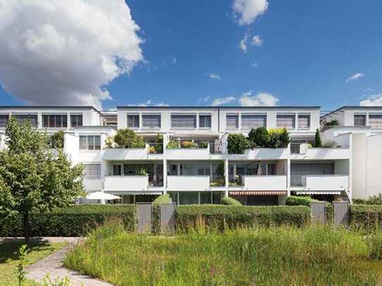 Schöne 2 Zimmerwohnung mit Loggia in ruhiger Lage in Erfurt Löbervorstadt/ Nähe Stadtpark.