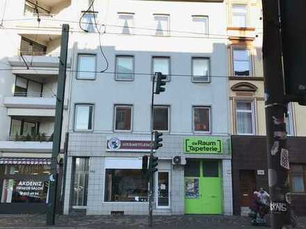 Zentral gelegene 4-Zimmer Wohnung in Düsseldorf-Friedrichstadt *WG geeignet*