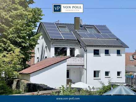 Energieeffizientes modernes Zweifamilienhaus in zentraler Lage