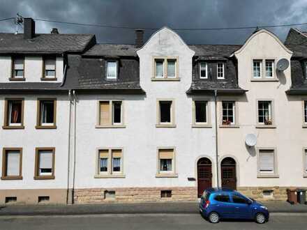 MFH frisch renoviert in gutem Zustand mit Ausblick zur Kyrburg in ruhiger Lage von Kirn zu verkaufen