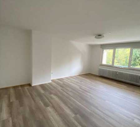 Gepflegte 4ZKB-Penthouse-Wohnung mit Terrasse und zwei Balkonen!