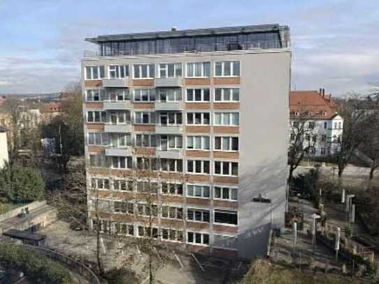 Helle Wohlfühlwohnung mit Balkon in der Altstadt