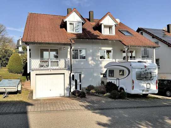 Charmante Doppelhaushälfte in gehobener Wohngegend