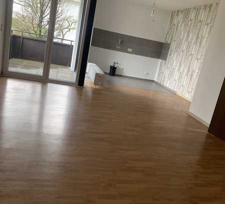 2 Zi ETW EG Balkon -53 qm von privat 129k plus Stellplatz