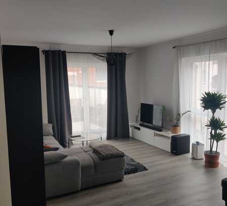 Wunderschöne 3 Zimmer-Wohnung mit Dachterasse und Balkon in der Limburger Innenstadt