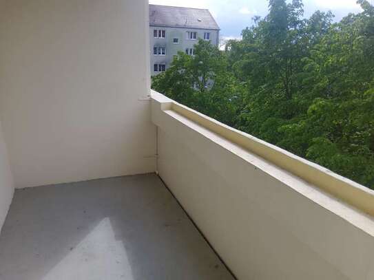 sanierte 3 Zimmer mit Balkon in Manschnow an d. polnischen Grenze Besicht. unter TEL.0172 3954517