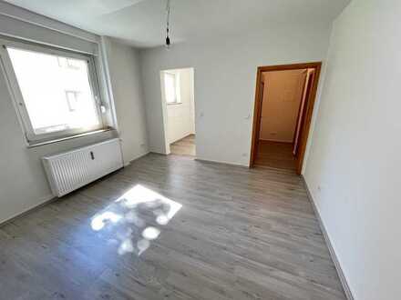 **TOP**renovierte 3 Zimmer Wohnung!**Bad NEU!**