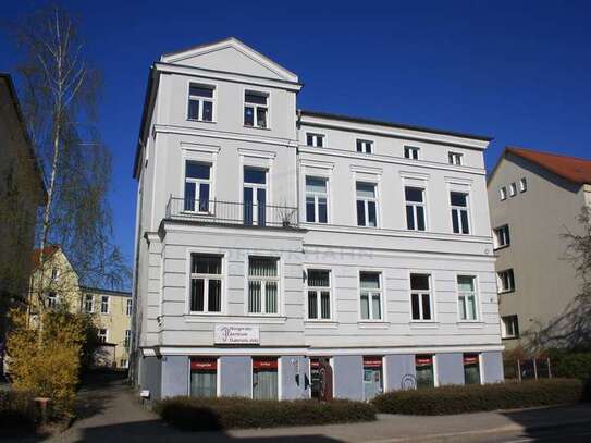 Stellplätze im Hinterhof einer alten Stadtvilla nähe des Hauptbahnhofs