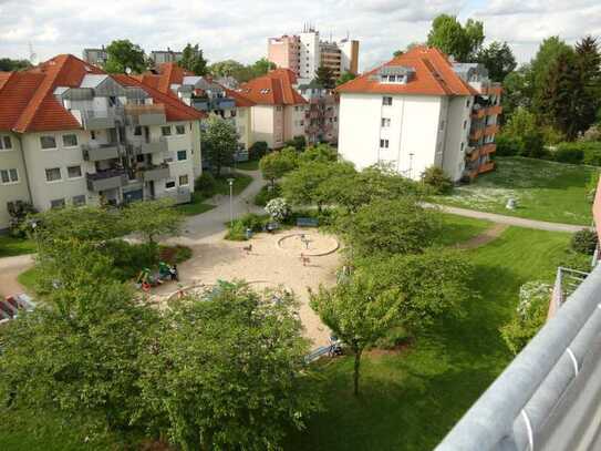 Moderne helle ansprechende 2-Zimmer-Wohnung (inkl. Einbauküche) für Eigennutzer oder Kapitalanleger