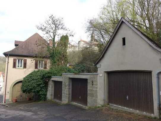 Zweifamilienhaus mit Blick auf Comburg