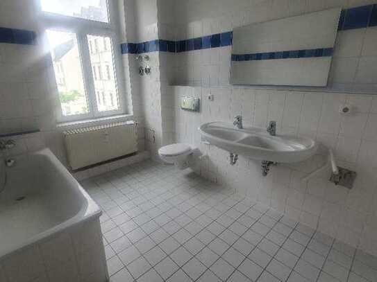 Zentrum Brühl 2 Zimmer großem Badezimmer