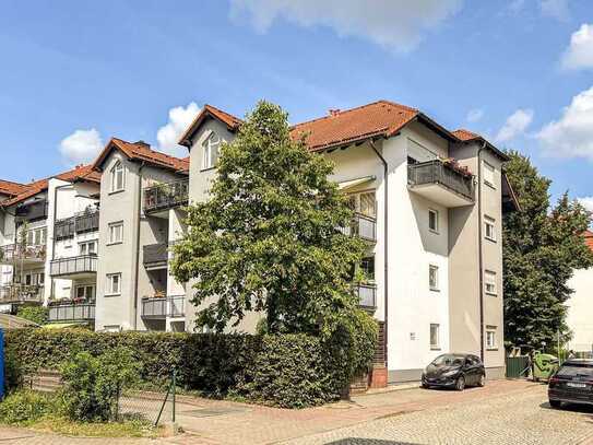 helle Dachgeschosswohnung | Ost-Balkon | TG-Stellplatz