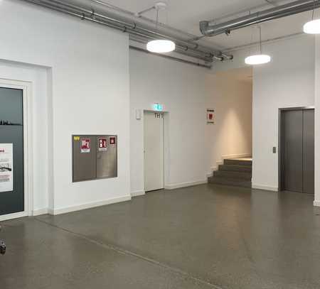 Multifunktionale Gewerbefläche / Showroom / Serviceflächen - EG