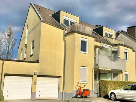 Attraktive 2-Zimmer-Wohnung mit Balkon, moderner Einbauküche & Duplex-Garage in Odenthal