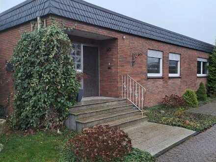 Klasse Bungalow mit vermieteter Einliegerwohnung in Datteln Hagem.