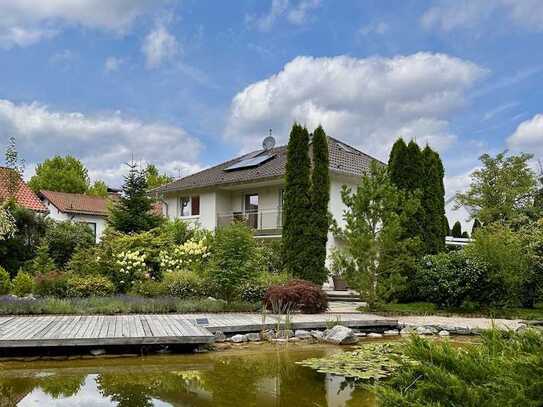 Charmantes Einfamilienhaus mit Naturteich - auch als Kapitalanlage geeignet