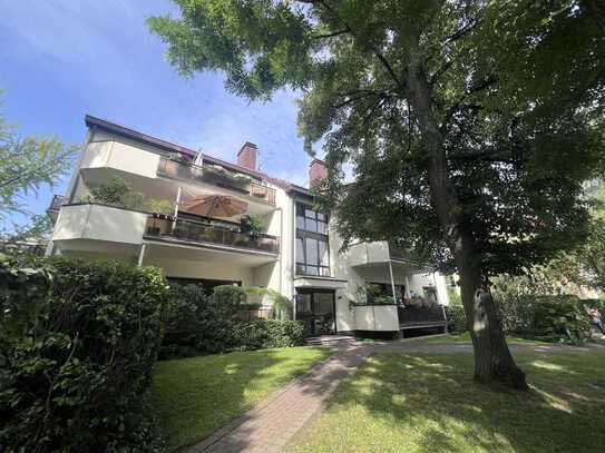 Frankfurt-Dornbusch, möblierte EG - Wohnung mit KAMIN, zwei Balkone, Gartenmitbenutzung und EBK