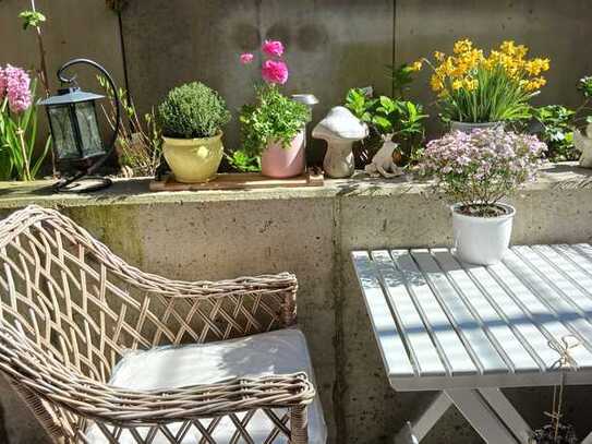 Stilvolle 2-Raum-Souterrain-Wohnung mit luxuriöser Innenausstattung mit Terrasse in Neukirchen-Vluyn