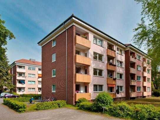 Helle, frisch renovierte 3-Zimmer-Wohnung mit Balkon!