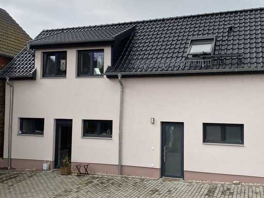 Moderne Maisonette-Wohnung an der weißen Elster