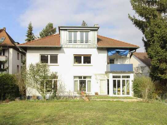 Ihr Traumhaus: MFH mit 5 Wohneinheiten in beliebter Lage von Karlsruhe Durlach