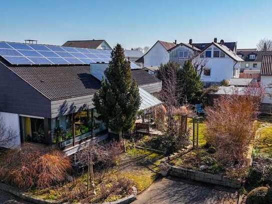 Archiktektenhaus mit Traumgarten
