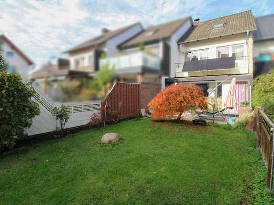 Zögern Sie nicht: Modernisiertes Reihenmittelhaus mit Garten